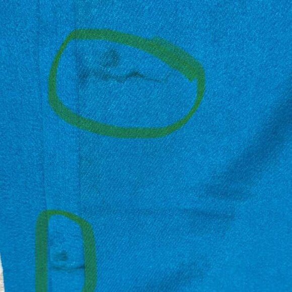 Blue Soft  warm scarf is a mixture of acrylic and cashmere  - Picture 5 of 6